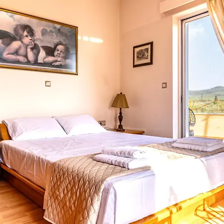 Ktima Kika - Private Pool Escape & Tranquility Kyparissia